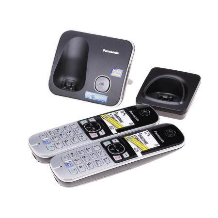 Фото  Panasonic KX-TG6812RUB Радиотелефон черный (2 трубки с ЖК диспл., DECT)